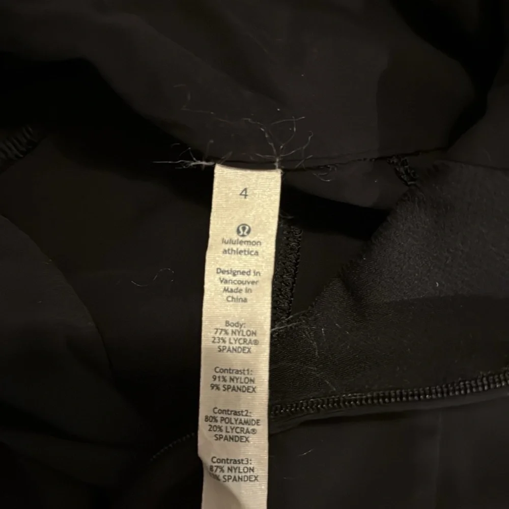 Lululemon athletica Run Reflect Pullover Black jacket 4 R24